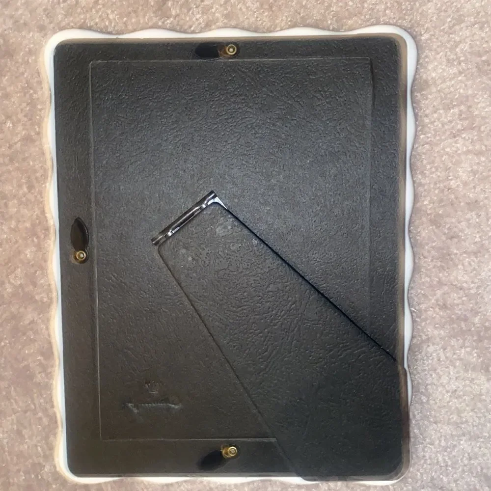 Hallmark 50th Anniversary Oval Gold Foil Ceramic Picture Frame!